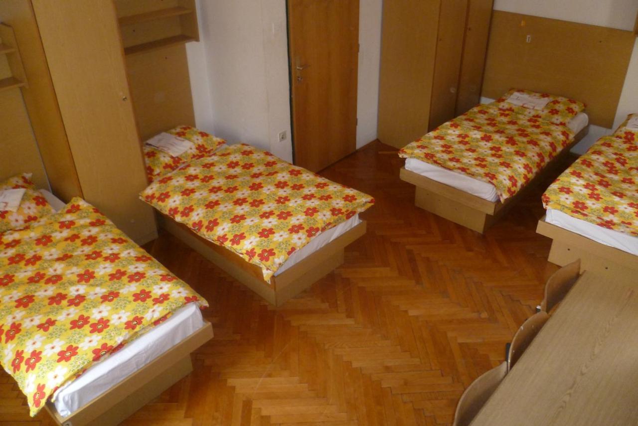 Hostel Tabor Любляна Номер фото