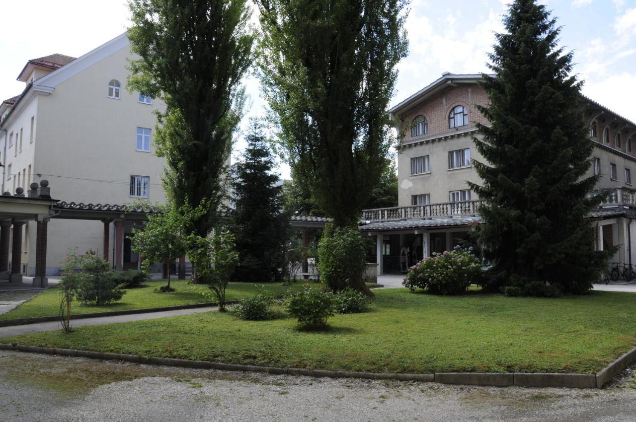 Hostel Tabor Любляна Экстерьер фото